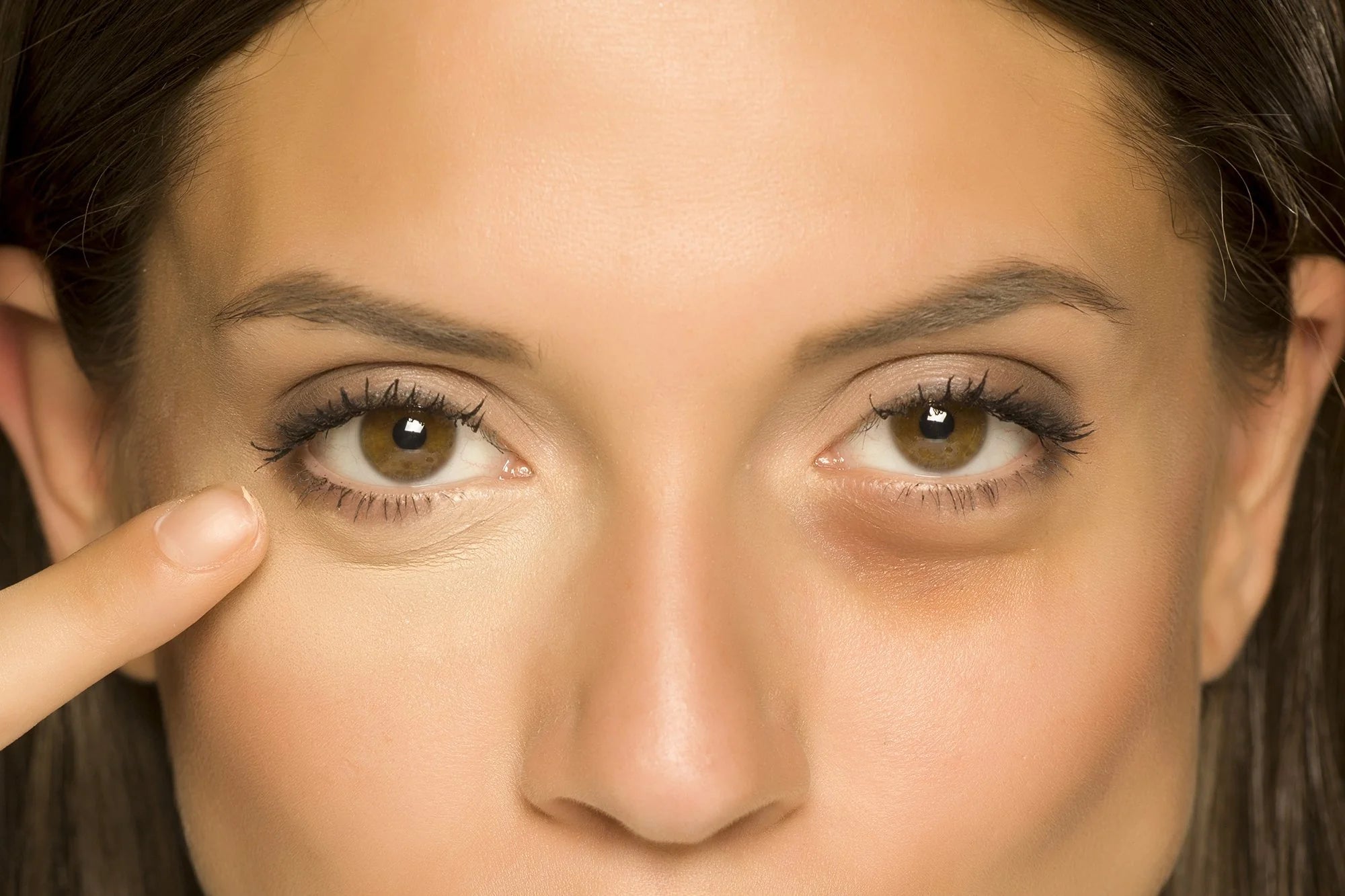 how to get rid of under eye bags with makeup